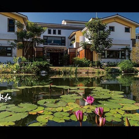 山花映水紅莊園民宿 Διαμέρισμα Yuemei Εξωτερικό φωτογραφία